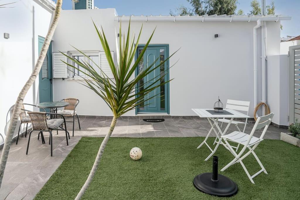 M City Apartments, Garden 1 ハニア エクステリア 写真